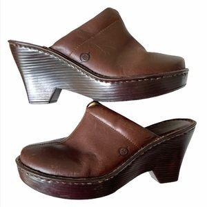Born brown leather clogs size 8
